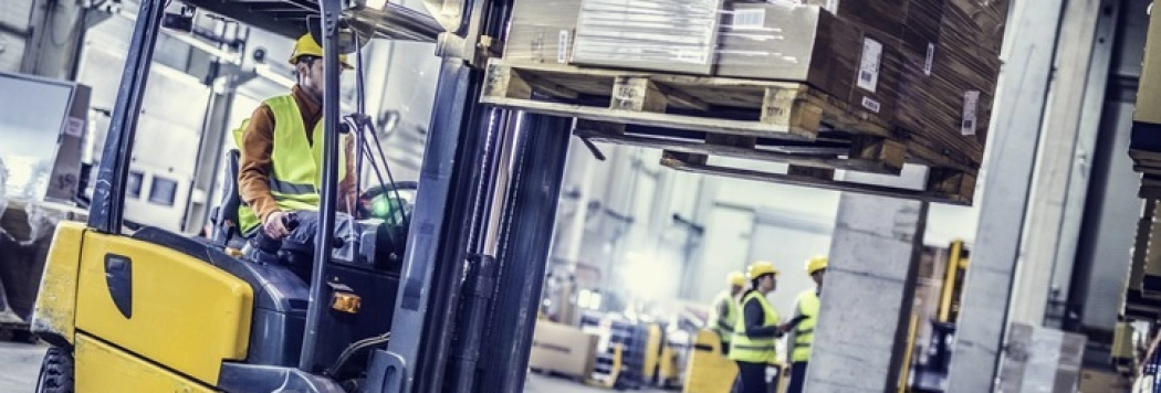 Guia Prático: Como Escolher o Pneu de Empilhadeira Correto