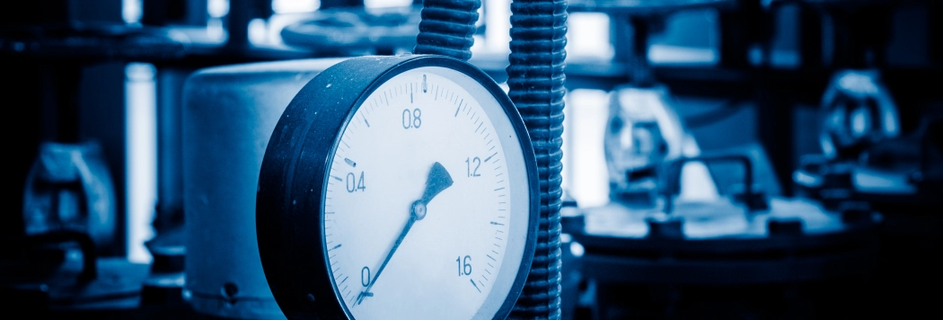 Calibragem de Pneus de Empilhadeira: Como Fazer do Jeito Certo e Evitar Problemas